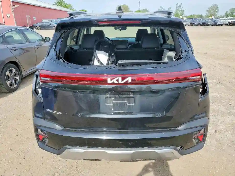 KNDEU2AA8R7568708 2024 KIA SELTOS-5