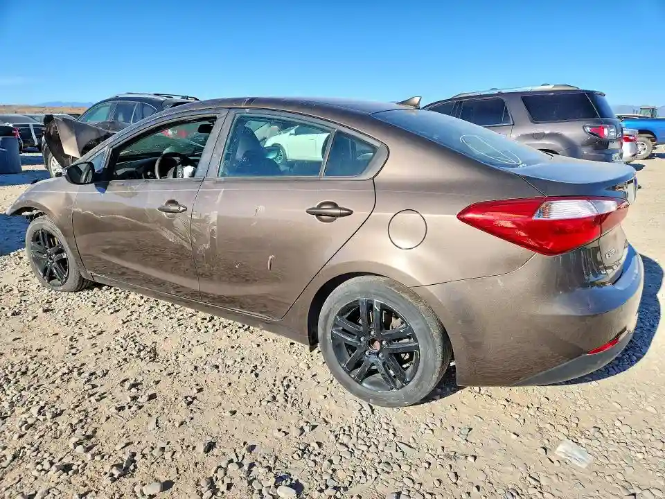 KNAFX4A61F5277829 2015 KIA FORTE-1