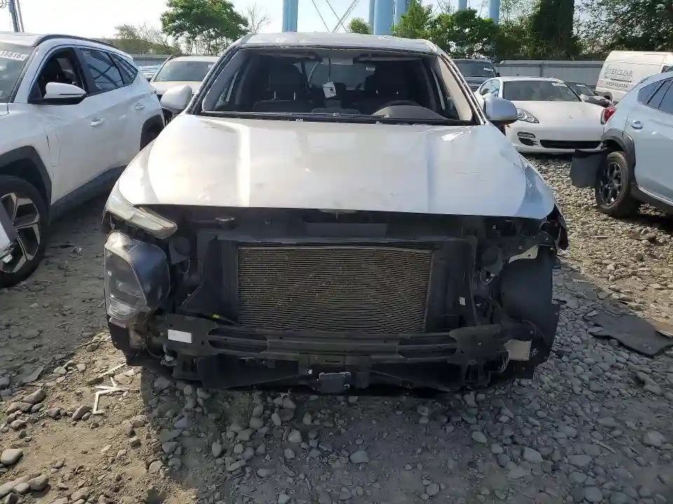 5NMS2CAD8KH058737 2019 HYUNDAI SANTA FE-4
