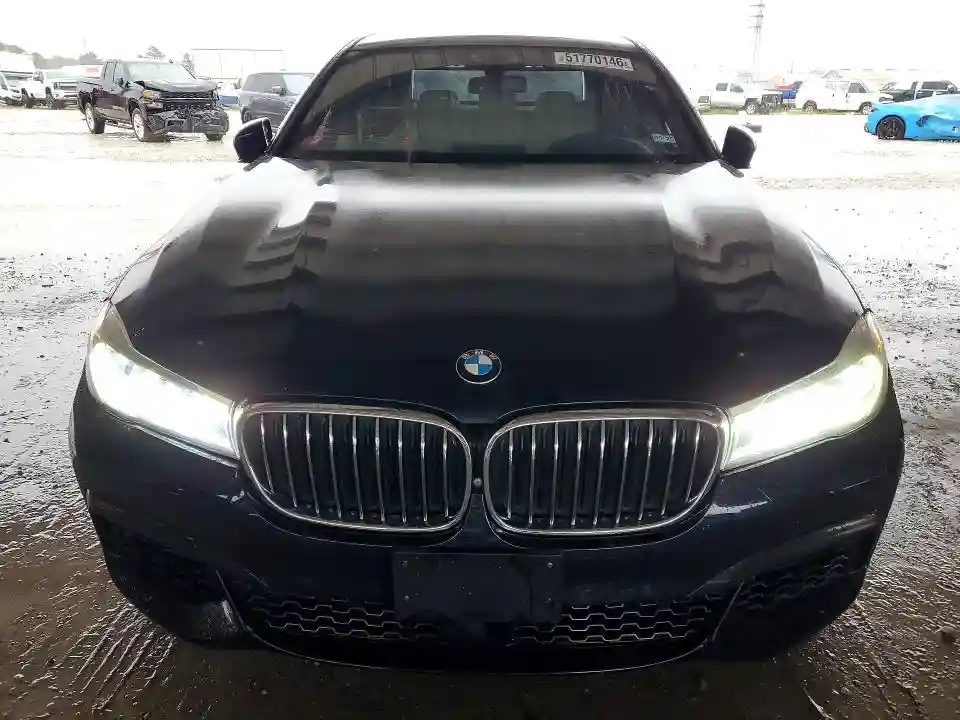WBA7F0C32HGM21589 2017 BMW 7 SERIES-4