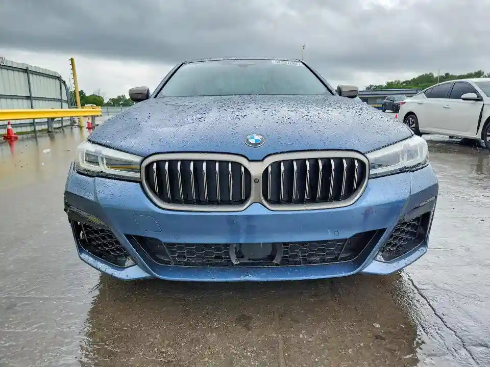 WBA13BK02PCL36839 2023 BMW M5-4