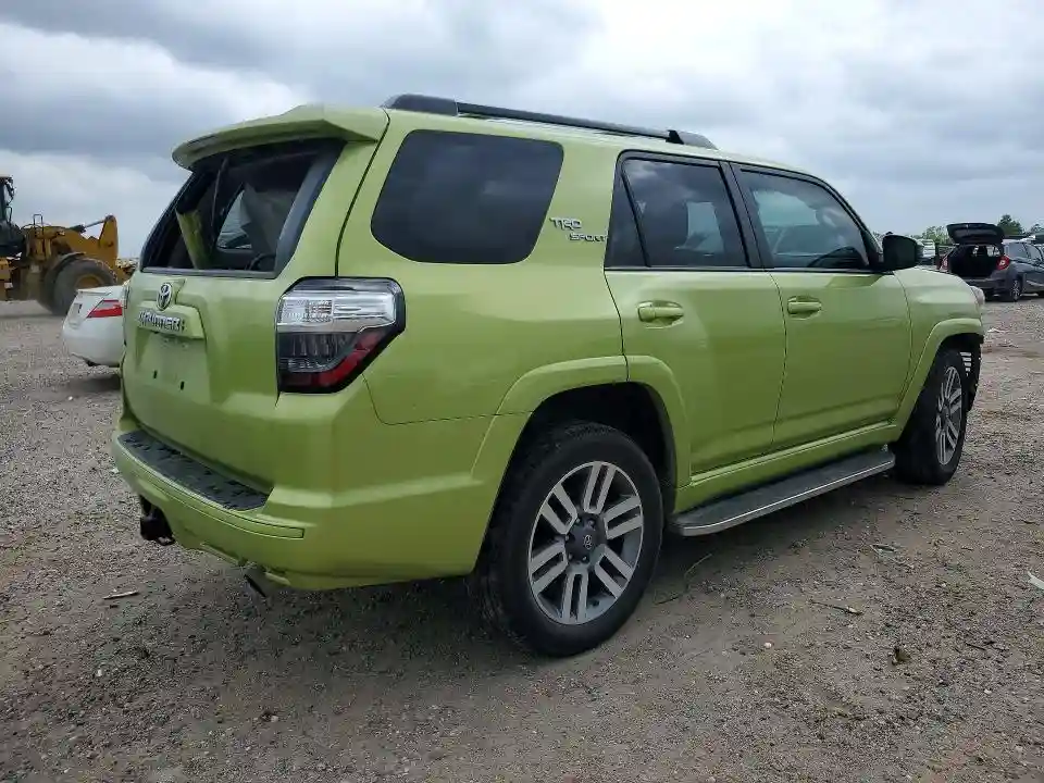 JTEAU5JR2P5288325 2023 TOYOTA 4RUNNER-2