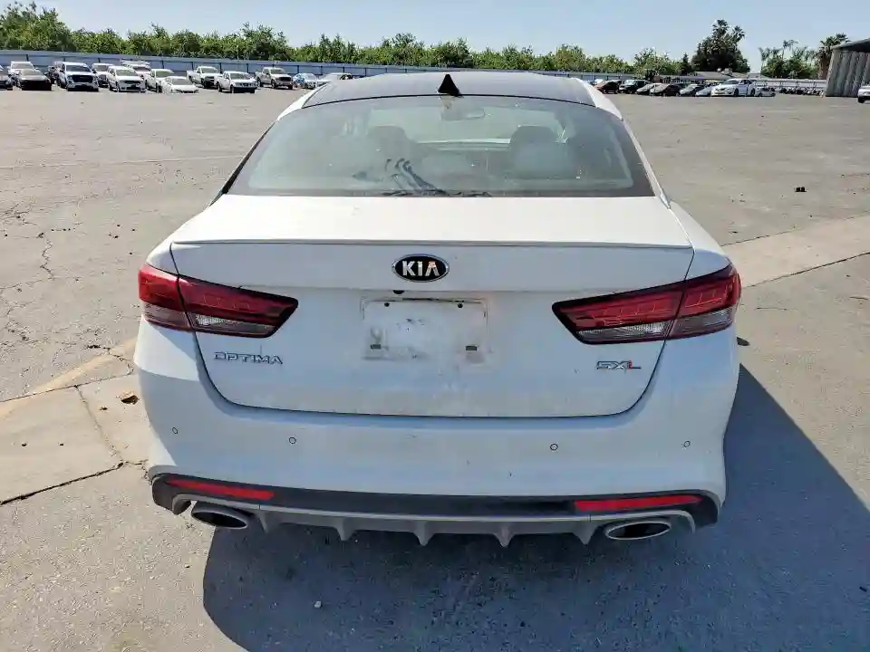 5XXGV4L25JG203177 2018 KIA OPTIMA-5