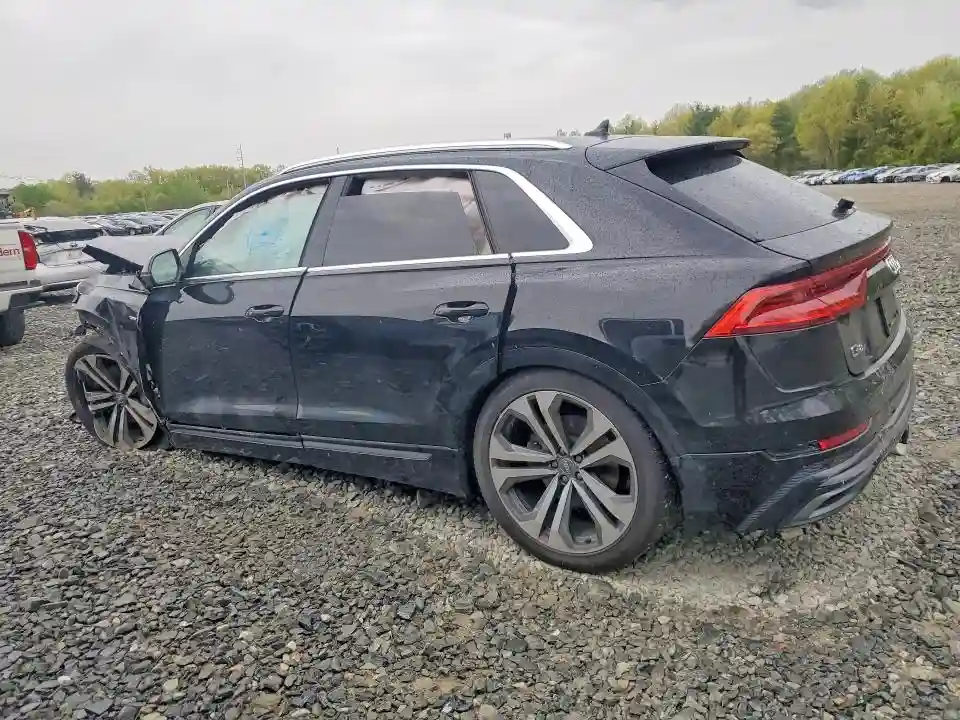 WA1EVAF14LD025620 2020 AUDI Q8-1