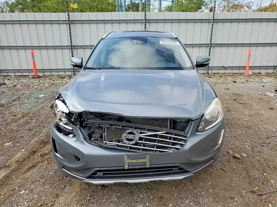 YV440MRU8H2141751 2017 VOLVO XC60-4