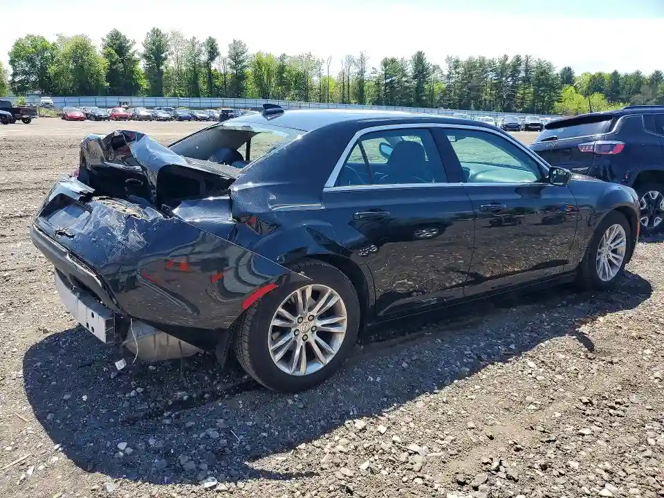 2C3CCAAG5HH552417 2017 CHRYSLER 300-2