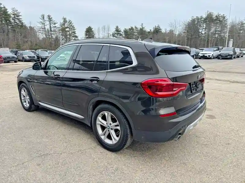 5UXTR9C59JLC75432 2018 BMW X3-2