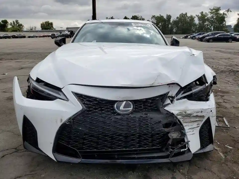 JTHGZ1B25S5082711 2025 LEXUS IS-4