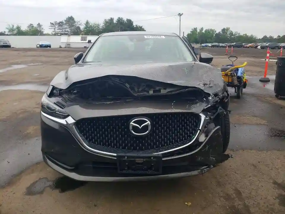 JM1GL1VM9J1315849 2018 MAZDA 6-4