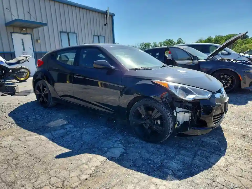 KMHTC6AD6HU323557 2017 HYUNDAI VELOSTER-3