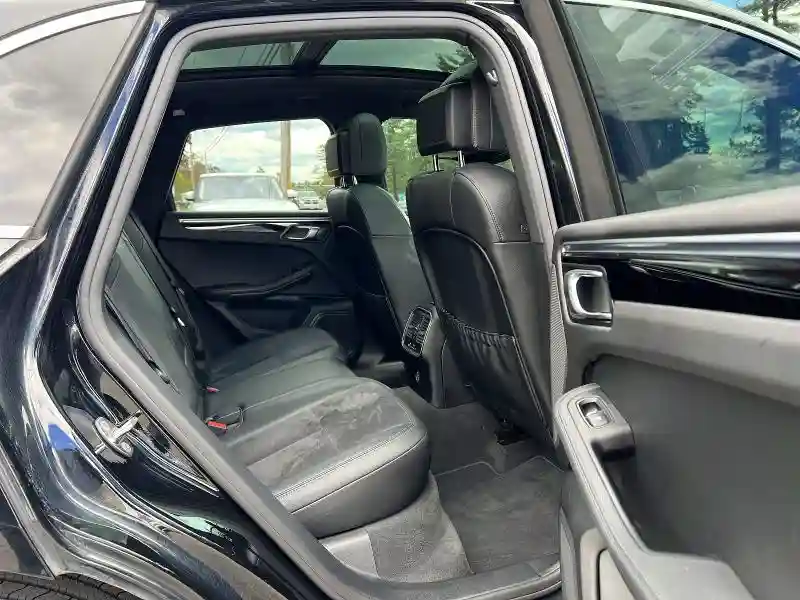 WP1AB2A54KLB30089 2019 PORSCHE MACAN-5