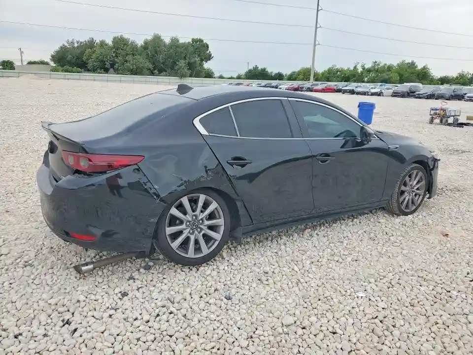 3MZBPACL5LM132864 2020 MAZDA 3-2