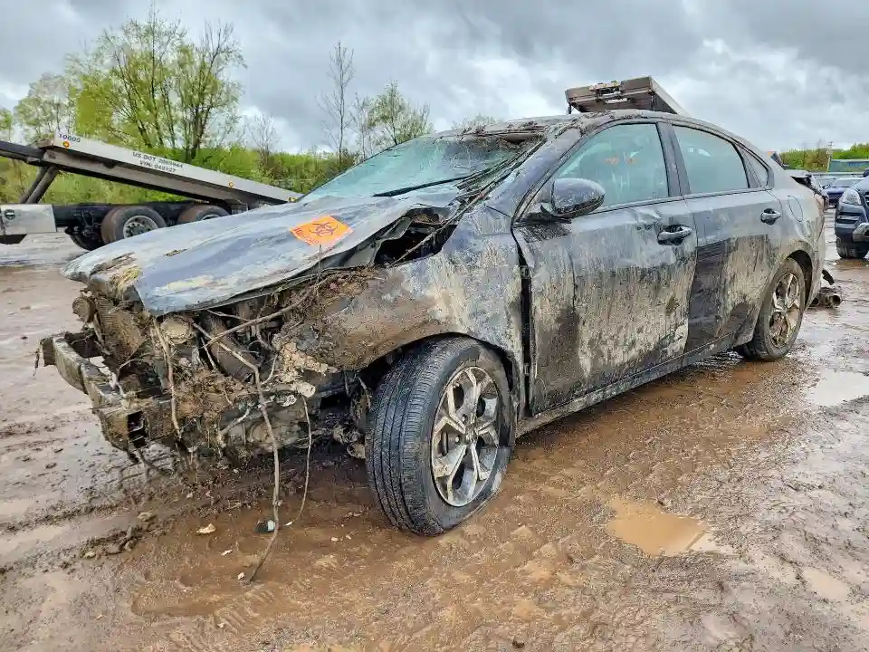 3KPF24AD7ME297682 2021 KIA FORTE-0