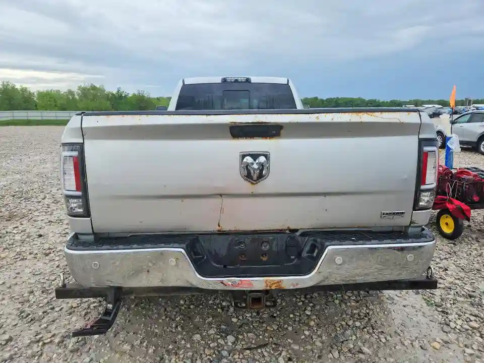 3C63RRJL4GG242593 2016 RAM 3500-5