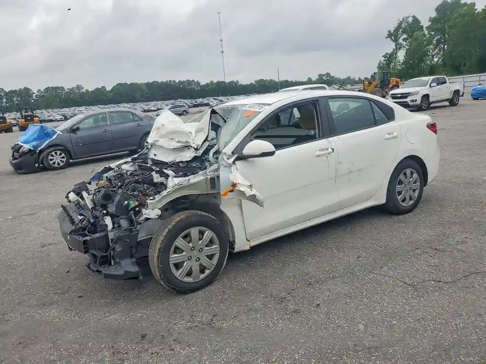 3KPA24AD1ME392894 2021 KIA RIO-0