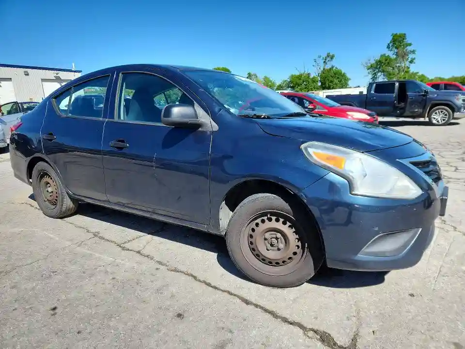 3N1CN7AP4FL839683 2015 NISSAN VERSA-3