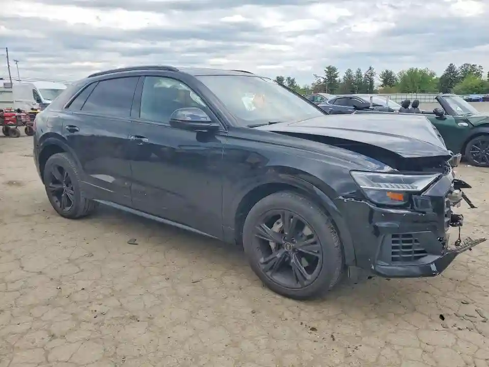WA1BVAF11MD037213 2021 AUDI Q8-3