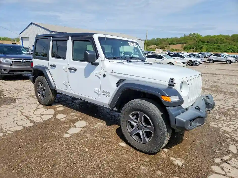 1C4HJXDG0KW529853 2019 JEEP WRANGLER-3