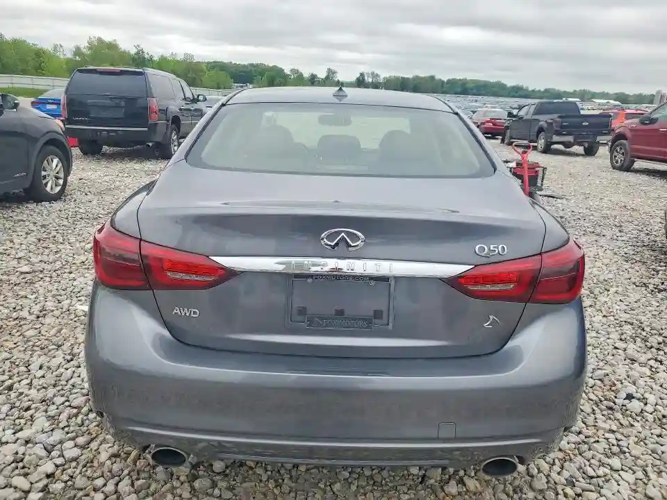 JN1EV7AR4JM433914 2018 INFINITI Q50-5