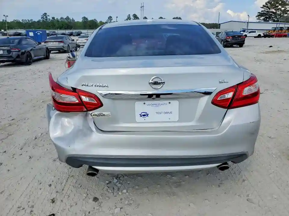 1N4AL3AP8HC195712 2017 NISSAN ALTIMA-5