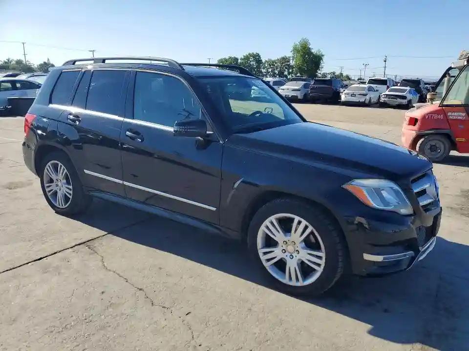 WDCGG5HB4FG435725 2015 MERCEDES-BENZ GLK-CLASS-3