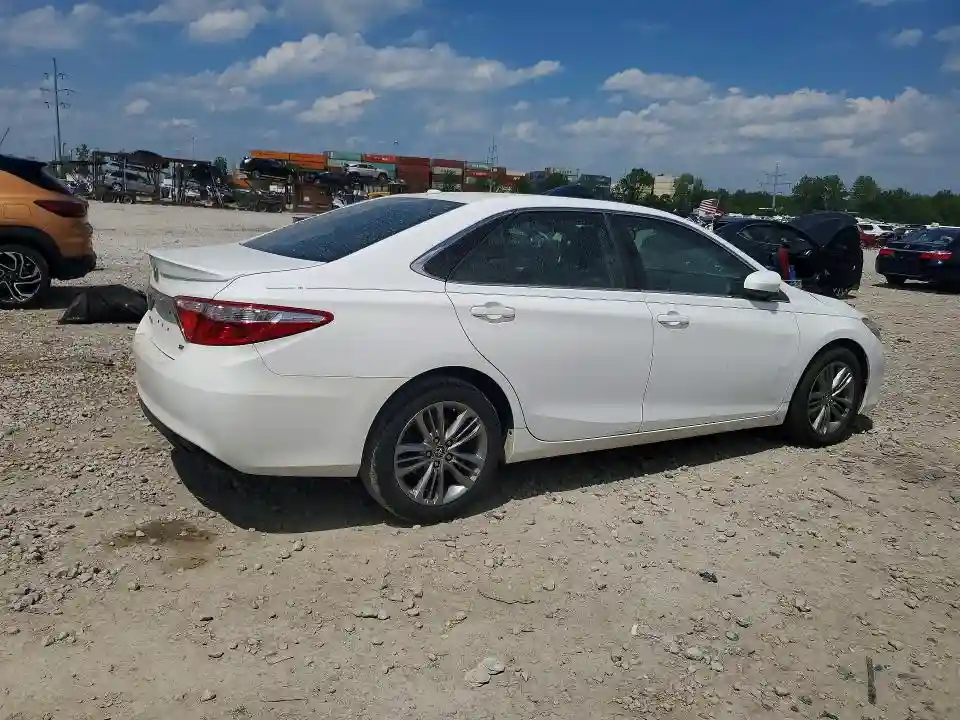 4T1BF1FKXFU099963 2015 TOYOTA CAMRY-2