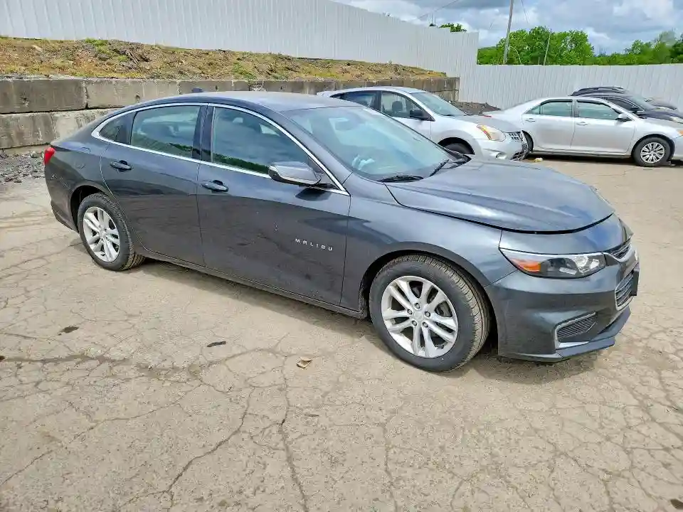 1G1ZE5ST8HF104654 2017 CHEVROLET MALIBU-3