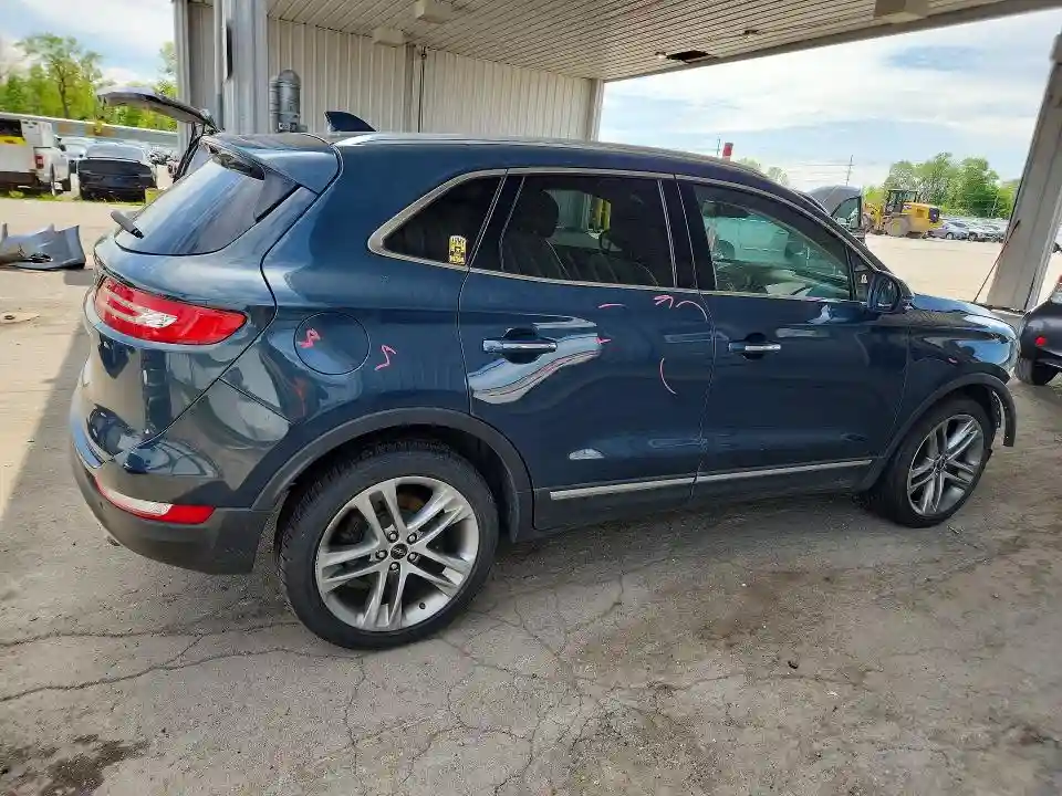 5LMCJ3D97KUL19033 2019 LINCOLN MKC-2