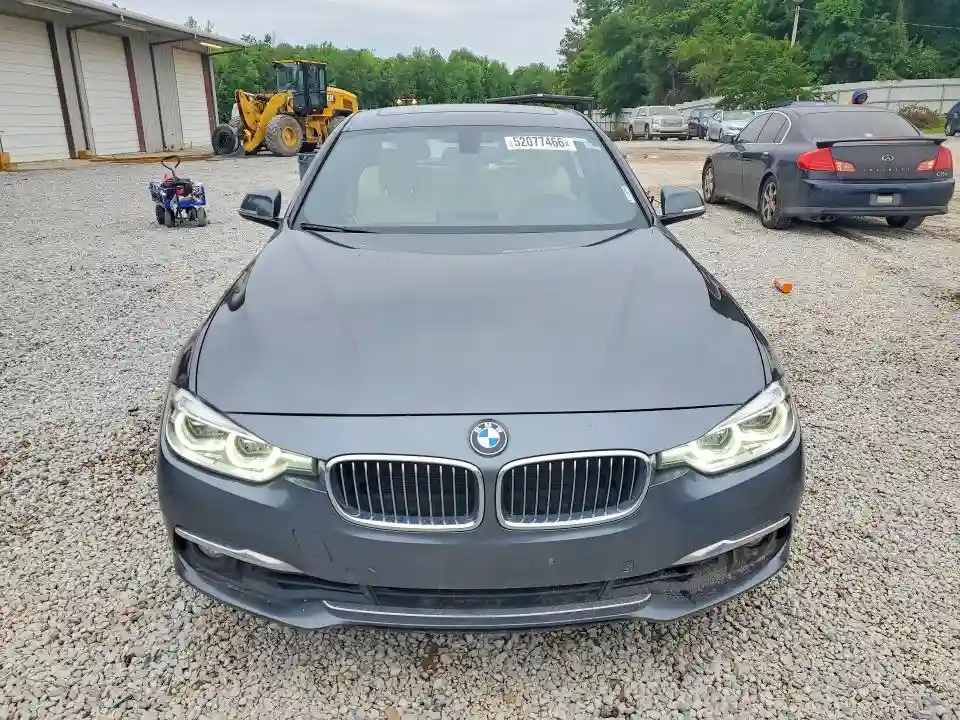 WBA8B9G37HNU54906 2017 BMW 3 SERIES-4