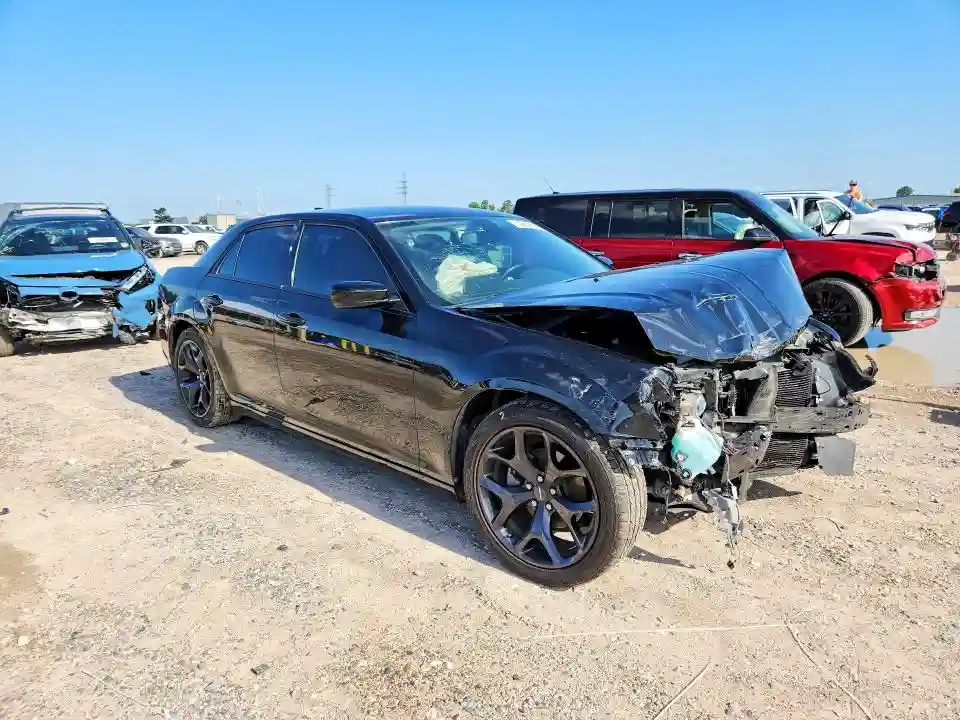 2C3CCAAG9MH563124 2021 CHRYSLER 300-3