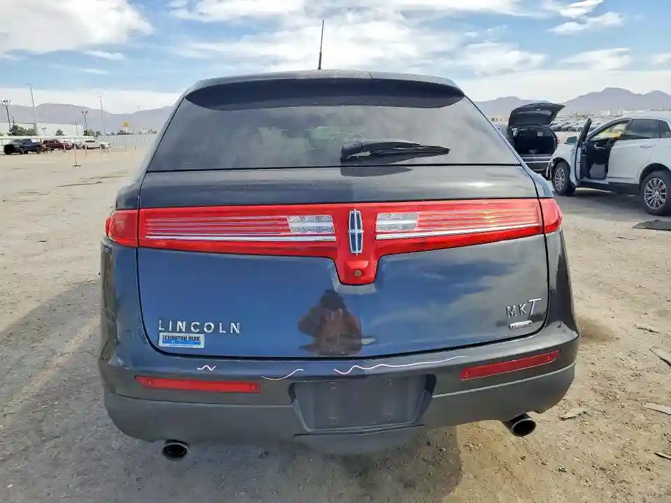 2LMHJ5AT7FBL03192 2015 LINCOLN MKT-5