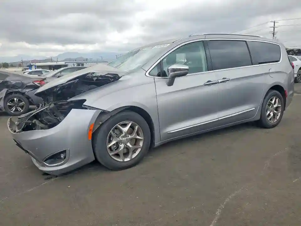 2C4RC1GG2JR273794 2018 CHRYSLER PACIFICA-0