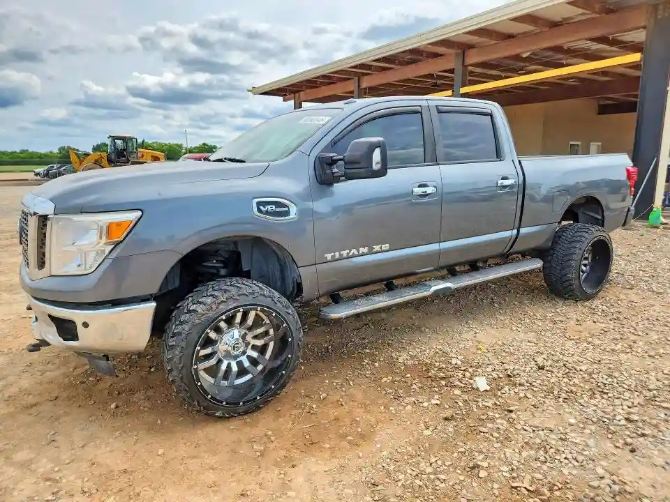 1N6AA1F46HN538795 2017 NISSAN TITAN-0