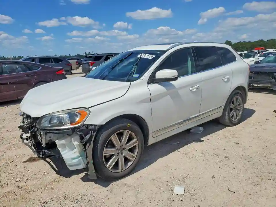 YV440MRU0H2000821 2017 VOLVO XC60-0