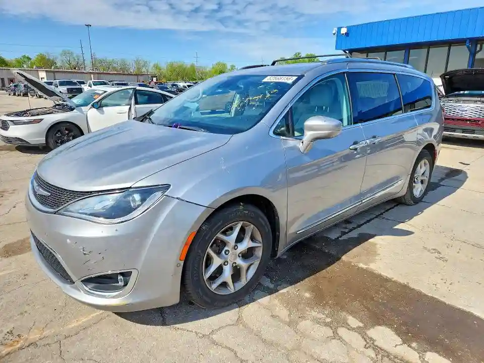 2C4RC1BG1JR333409 2018 CHRYSLER PACIFICA-0