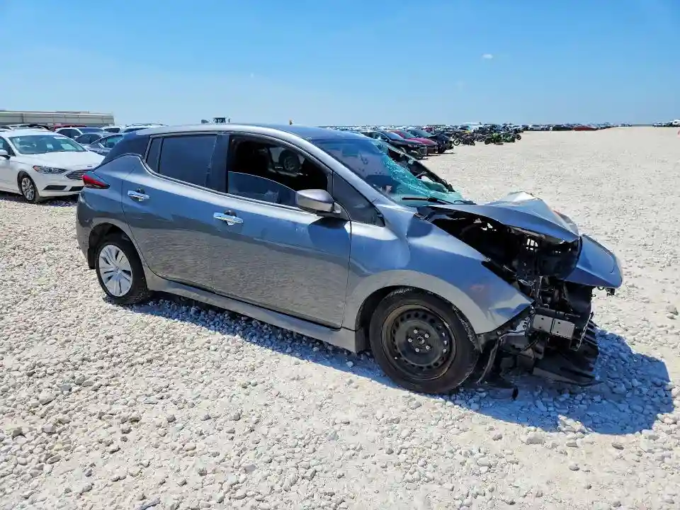 1N4AZ1BV1PC558107 2023 NISSAN LEAF-3