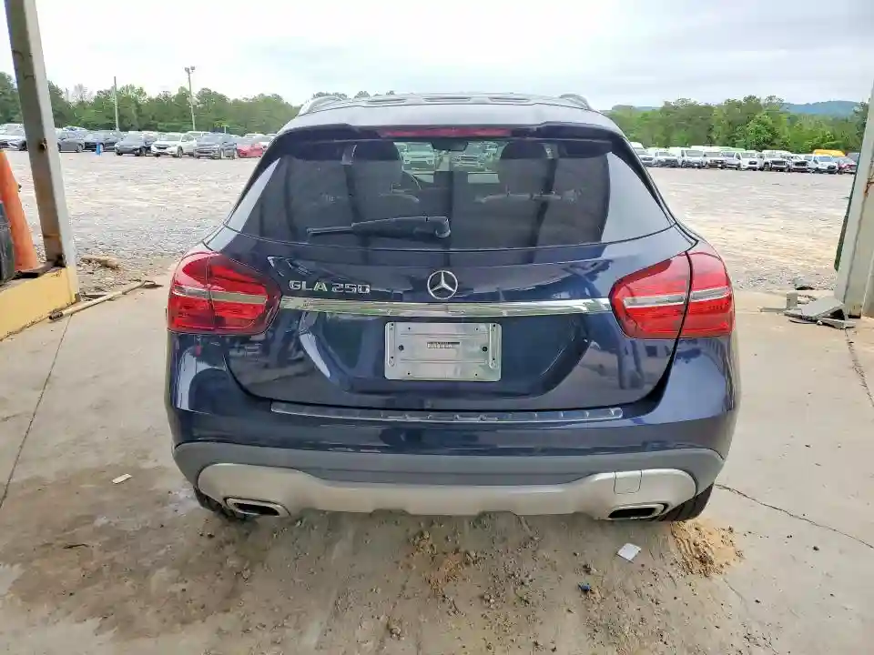 WDCTG4EB7JJ424002 2018 MERCEDES-BENZ GLA-CLASS-5