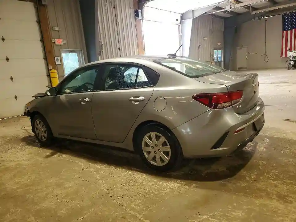 3KPA24AD7NE439556 2022 KIA RIO-1