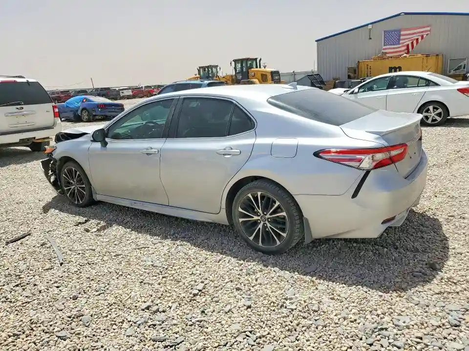 4T1B11HK1KU718987 2019 TOYOTA CAMRY-1