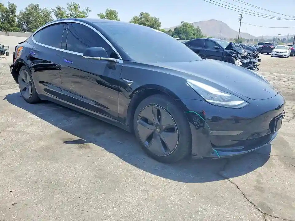 5YJ3E1EA6JF171909 2018 TESLA MODEL 3-3