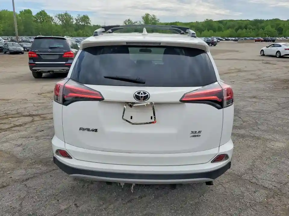 2T3RFREV5GW476443 2016 TOYOTA RAV4-5