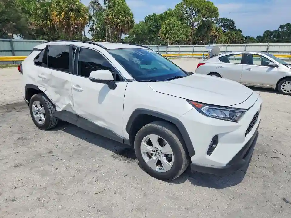 2T3W1RFV9LW095639 2020 TOYOTA RAV4-3