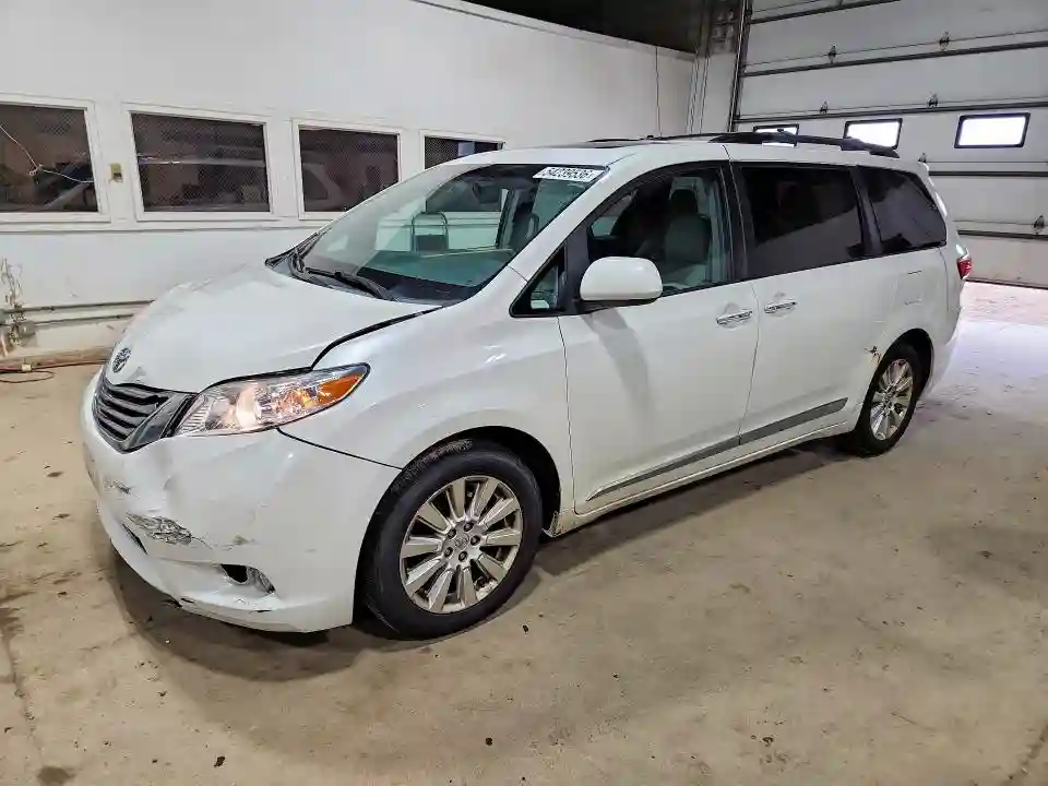 5TDDK3DC4FS105891 2015 TOYOTA SIENNA-0