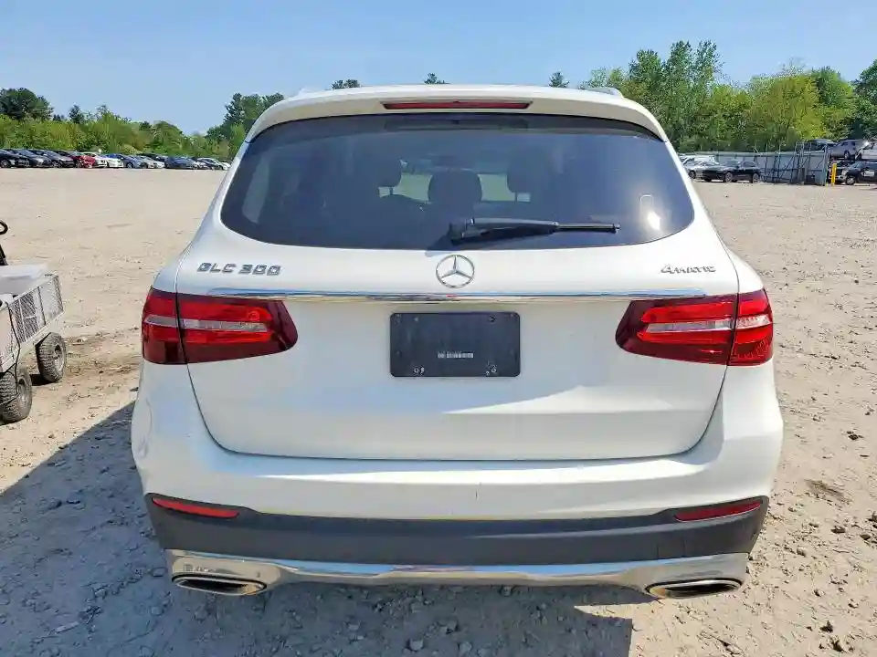 WDC0G4KBXJV040327 2018 MERCEDES-BENZ GLC-CLASS-5