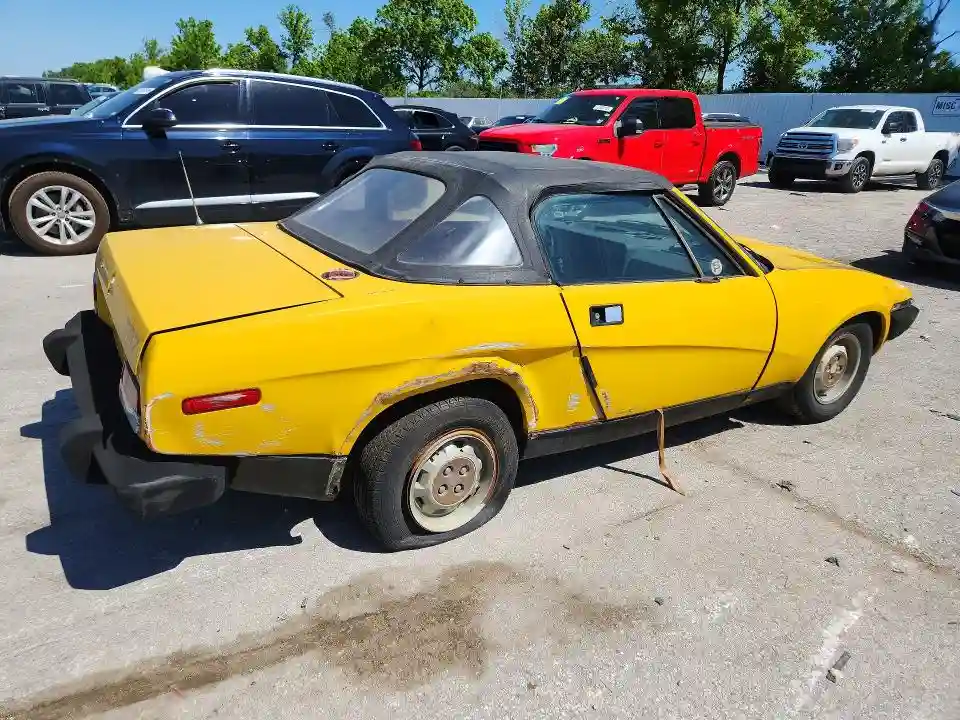 TPVDJ8AT202367 1980 TRIUMPH CAR TR 7-2