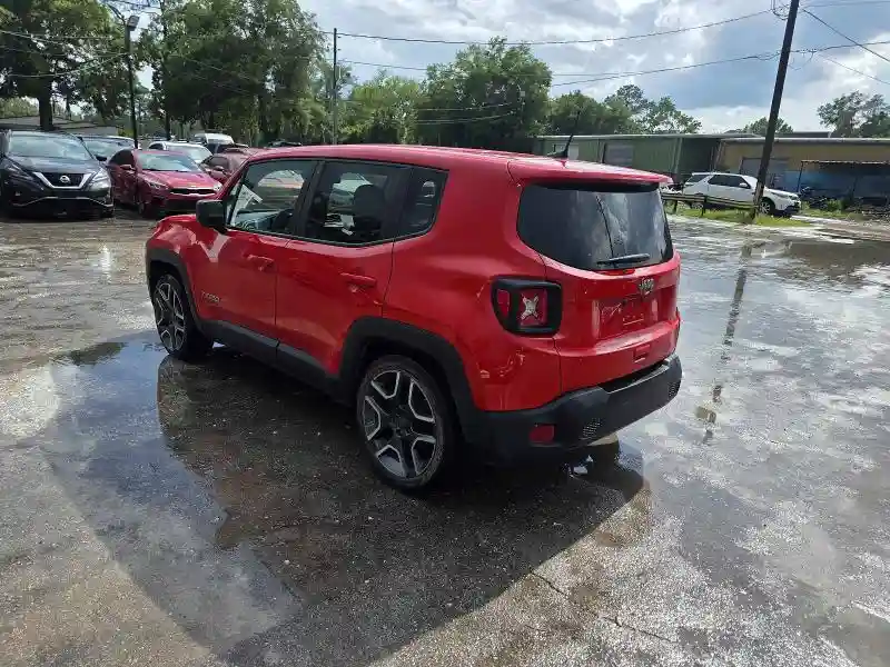 ZACNJCAB5MPM32715 2021 JEEP RENEGADE-2