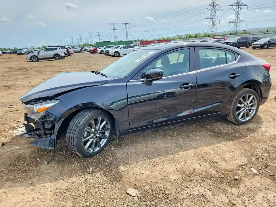 3MZBN1V31JM239877 2018 MAZDA 3-0