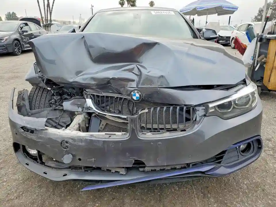 WBA4Z1C56JEC60735 2018 BMW 4 SERIES-4