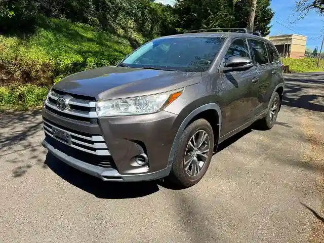 5TDBZRFH5HS453930 2017 TOYOTA HIGHLANDER-1
