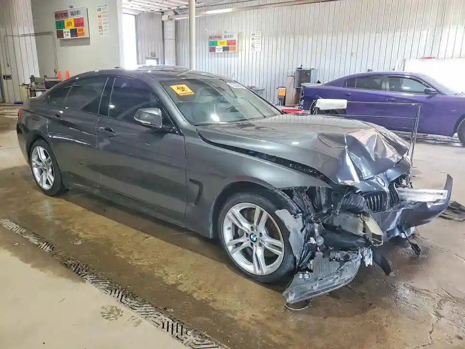 WBA4J3C50JBG95111 2018 BMW 4 SERIES-3